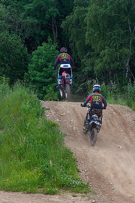 Die Jungs des ORC Hilmersdorf mit ihren Enduro Simsons