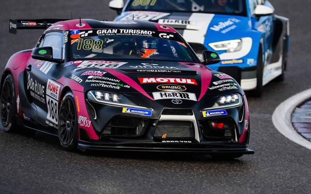 Premiere für mobile RacingLounge77