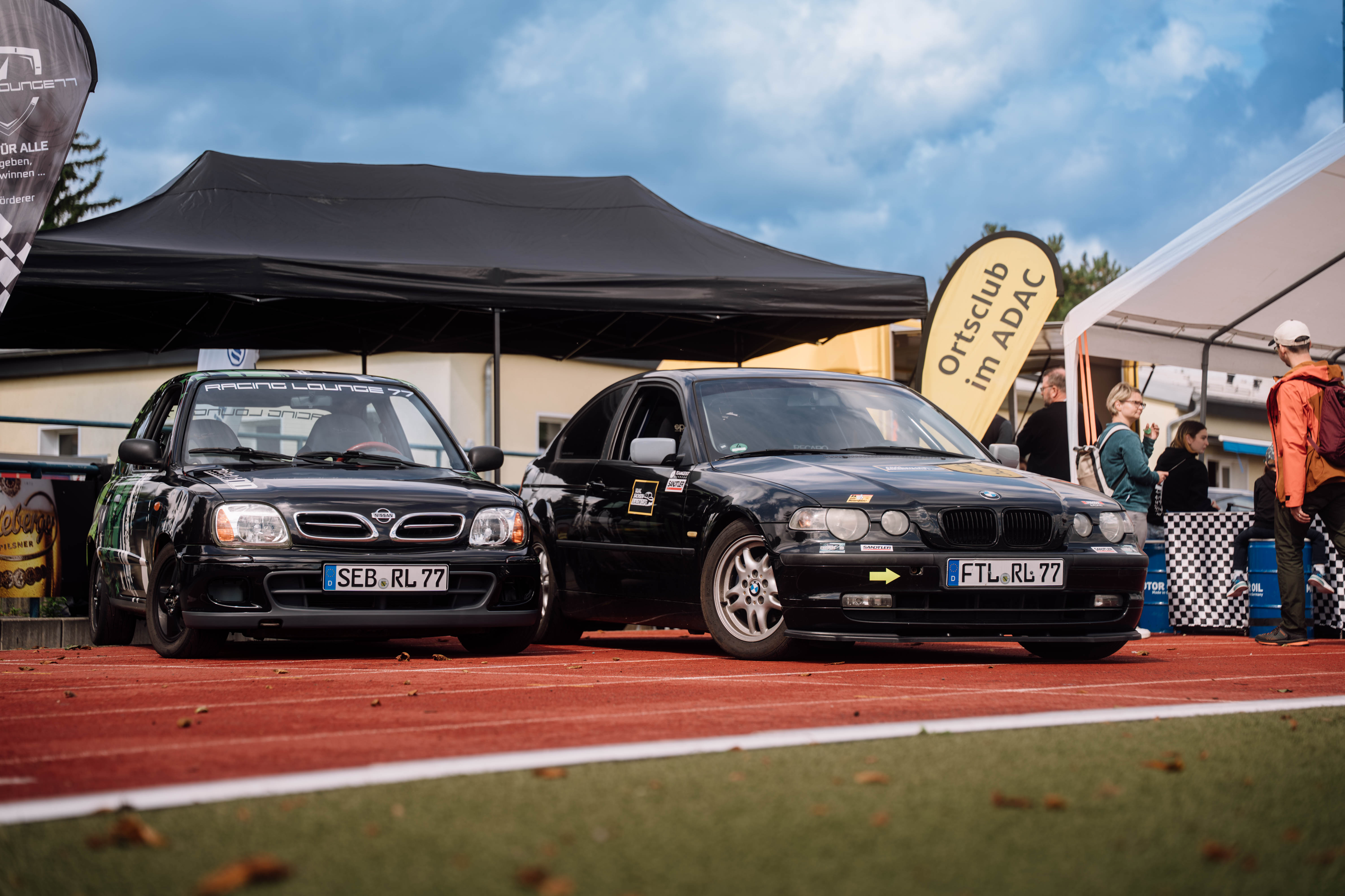Rennwagen des DMSC77 bei der Vereinsmeile Motorsport zum Anfassen