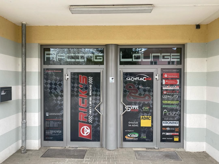 RacingLounge77: Unsere Türen sind offen!